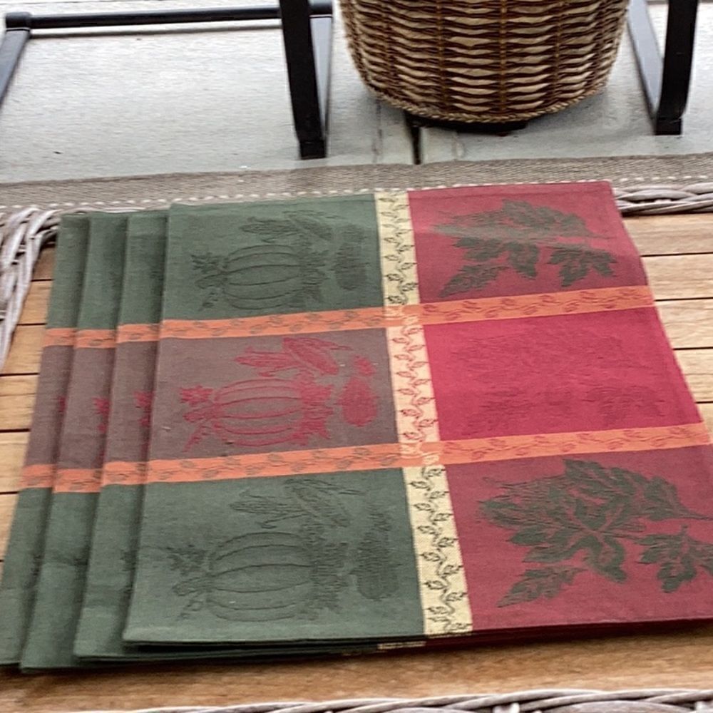 Harvest 4 Holiday Themed Placemats
